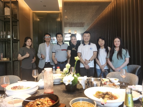 Latest company news about The Vietnamese Customer Visited Xinwei Factory