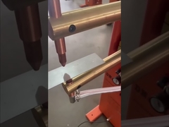 Saldatura della lamiera con saldatrice a punti pneumatica