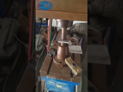 Saldatura della lamiera di alluminio tramite pressa saldatrice