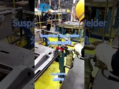 La saldatrice a punti sospesa utilizzata nella fabbricazione di automobili