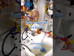 Caldaia di saldatura con saldatore a cucitura