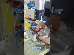 Saldatura di serbatoi in acciaio inossidabile da 1+1 mm con saldatore a cucitura